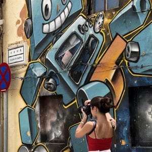 UB00016 The Photographer